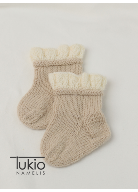 Kūdikio kojinės su nėrinukais